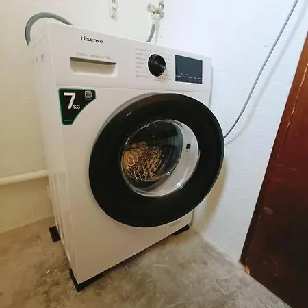 Le Foucauld 4 Canapes, Parking, Wifi * 卢德