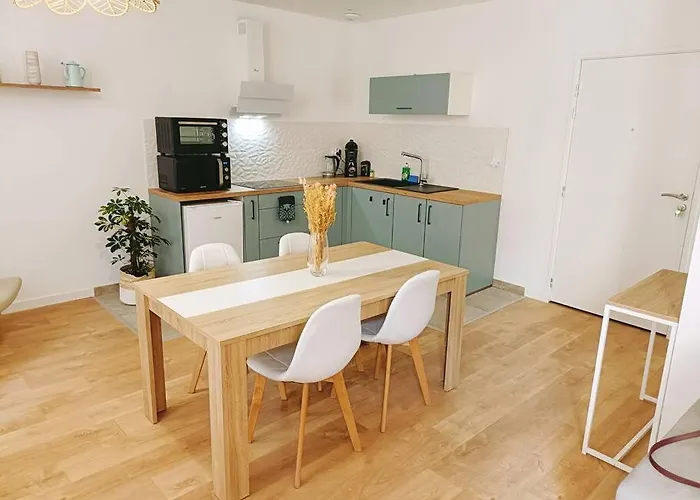 Le Foucauld 4 Canapes, Parking, Wifi Apartmán *