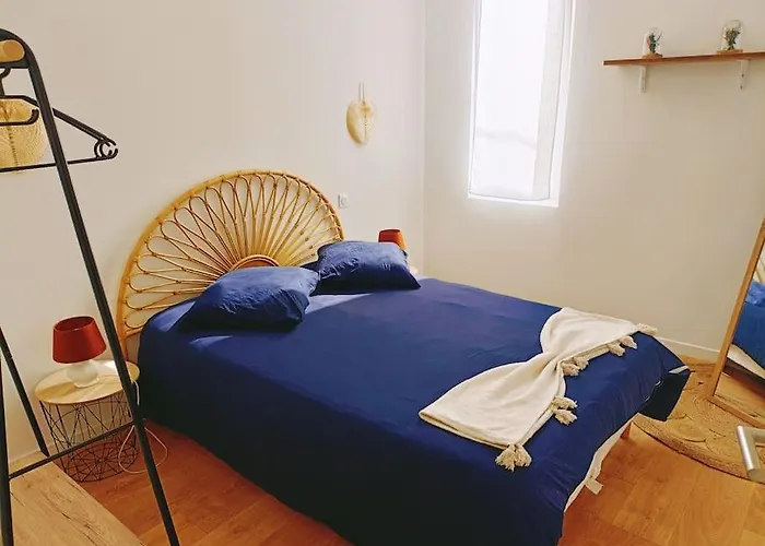 Le Foucauld 4 Canapes, Parking, Wifi